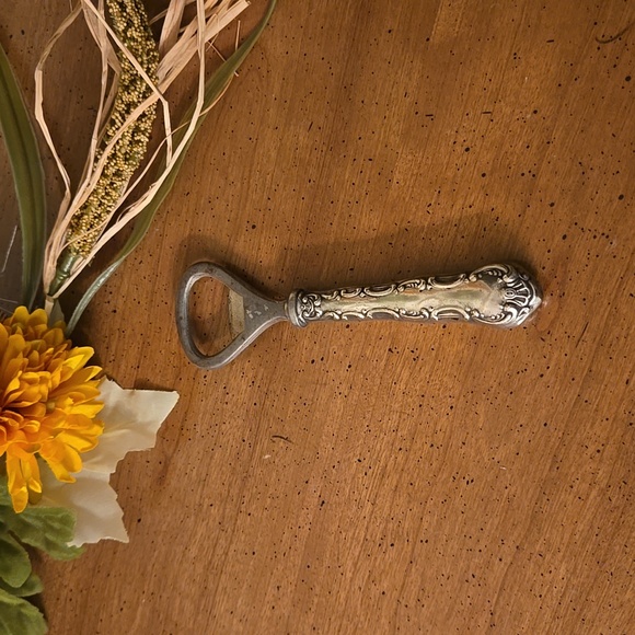 Birks Vintage Sterling Silver Pompadour Bottle Opener - Picture 3 of 9
